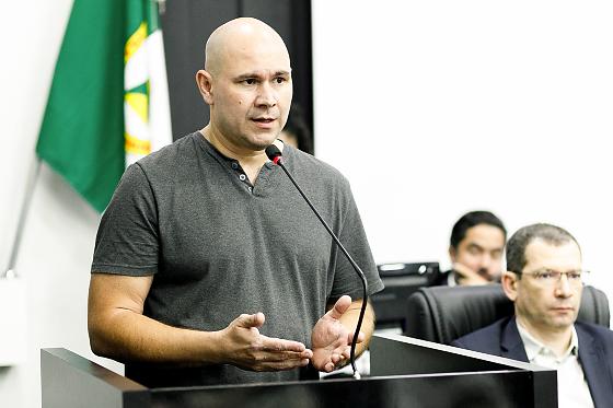 Abilio havia prometido compensar com o Prêmio Saúde servidores que tivessem perdas com as alterações nas normas da insalubridade.