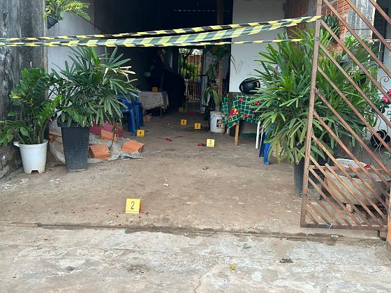 A vítima foi assassinada na madrugada de hoje (29).