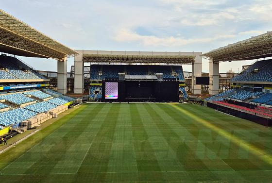 A Arena Pantanal já está tomando forma para ser o grande palco do show do Guns N'Roses.