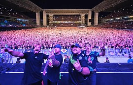 Raimundos fez público pular na Arena; veja vídeo