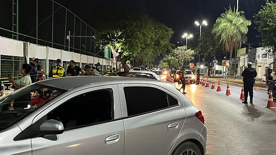 Bliz da Lei Seca prendeu 14 condutores na madrugada de hoje (02)