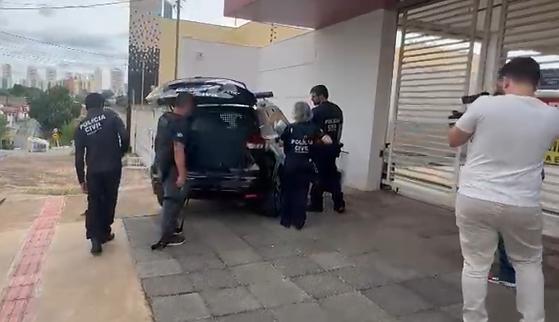 Operação cumpriu mandado em prédio no bairro Bosque da Saúde.
