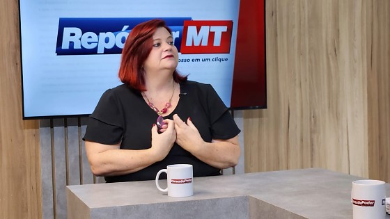 Daniela Barone é psicoterapeuta, palestrante e escritora