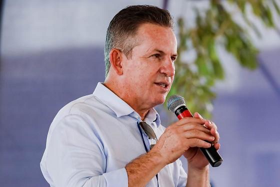 Governador de Mato Grosso voltou a criticar lentidão do Ibama.