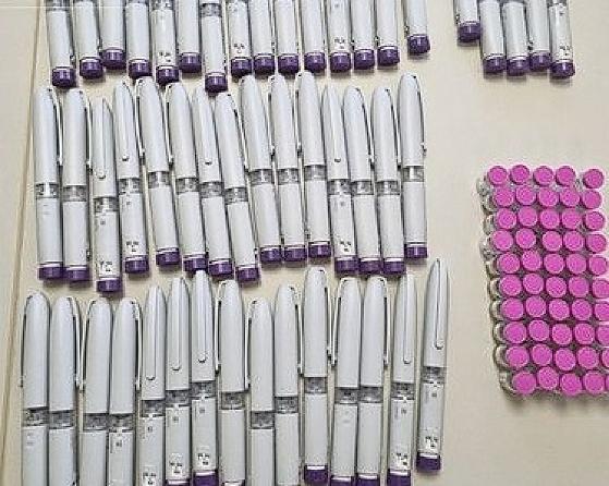 Casal e material apreendido foram levados para a sede da PRF.