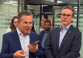 Ganhadora recebe ligação de Mauro e manda ele pro 