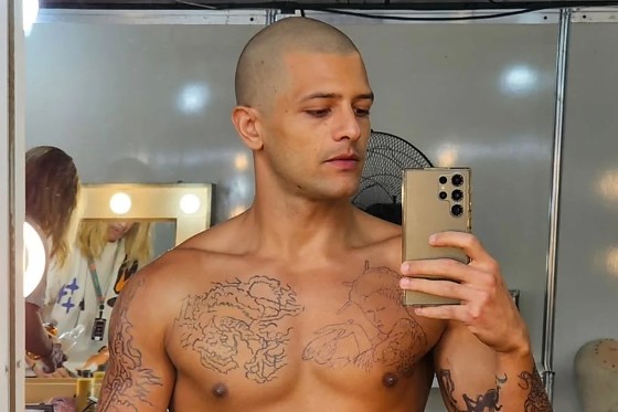 O ator continuou: “Foi um processo mesmo, de me abster de tudo o que eu sentia e pensava sobre o caso.