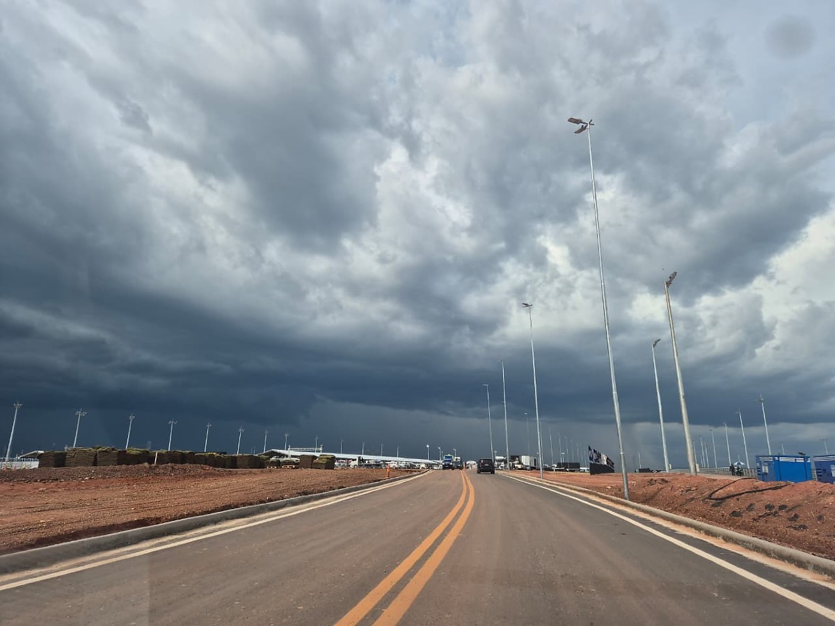 Inmet alerta para tempestades e ventos de 100 km/h em Mato Grosso