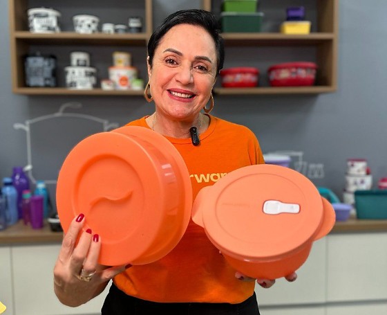 Sandra Cordeiro, distribuidora Tupperware em Mato Grosso, formada em Recursos Humanos e MBA em Liderança e Coaching.