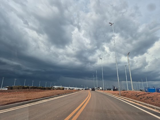 Em Cuiabá, a previsão para esta quarta-feira é de tempo abafado e instável ao longo de todo o dia.
