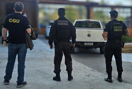 Os investigados poderão responder pelos crimes de organização criminosa, peculato, lavagem de capitais e outros delitos conexos.