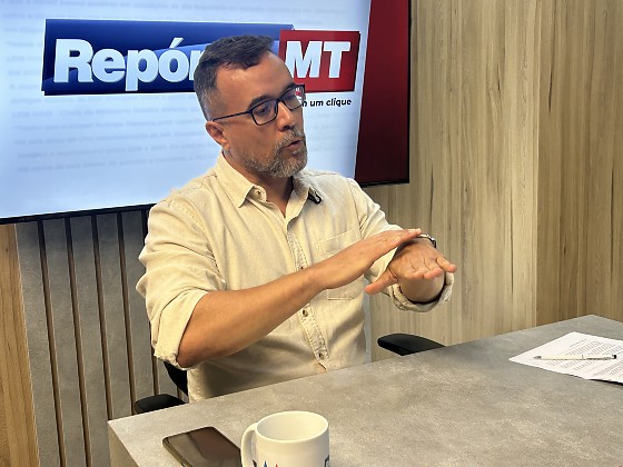 Em entrevista ao RepórterMT, o especialista em farmacologia conta que o óleo do jacaré é rico em ácidos graxos, um valor de quatro a cinco vezes maior que óleos vegetais e até mesmo óleos de peixe.