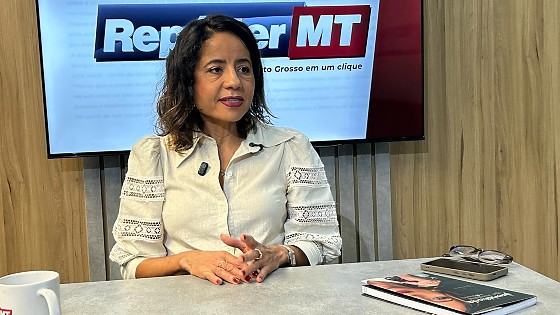 Elaine Siqueira é servidora pública há mais de 26 anos, advogada e especialista em Regime Próprio de Previdência Social (RPPS).