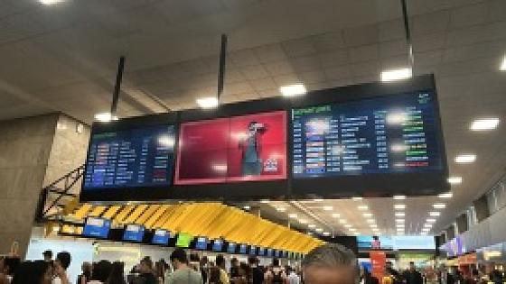 No Aeroporto de Congonhas, na zona Sul da capital, 227 foram voos afetados, com 181 cancelamentos na quarta e 46 somente na manhã desta quinta