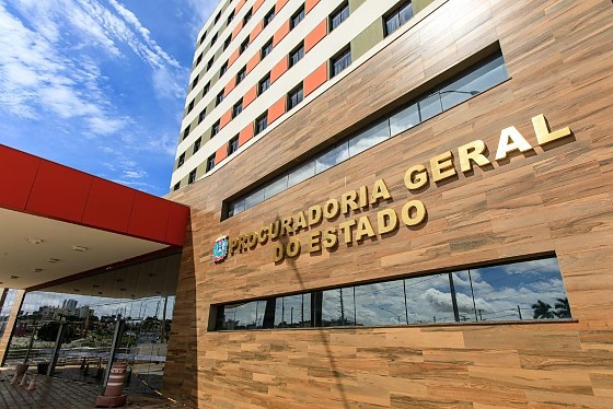 Segundo a PGE, há uso do processo judicial para outros fins, com possível interesse político.