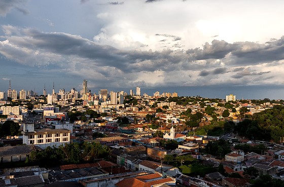O Inmet também emitiu alerta amarelo de chuvas intensas para Mato Grosso, válido até as 23h59 desta sexta-feira (13).
