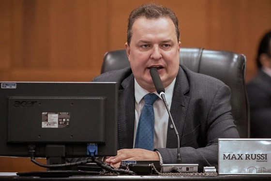 Max solicitou ao governador que reencaminhe o projeto o quanto antes.