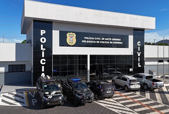 O caso aconteceu durante a detenção da vítima na delegacia de Sorriso.