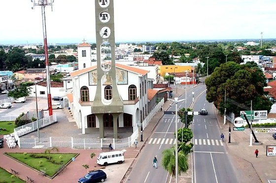 Com apenas 32% de coleta de esgoto e perda de mais da metade da água tratada, a "Cidade Industrial" amarga a 97ª posição entre as 100 maiores cidades do Brasil.