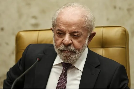  O petista confirmou que recebeu o empresário Daniel Vorcaro, dono do banco, em reunião no Palácio do Planalto, em 2024.