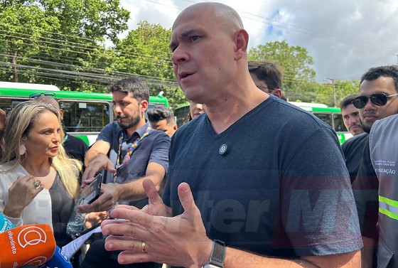 Prefeito revelou que há apuração de ao menos três denúncias