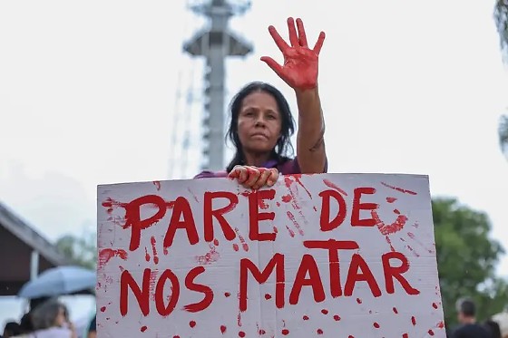 Em Mato Grosso, somente em 2025, mais de 50 mulheres foram mortas nessa condição, segundo dados recentes.