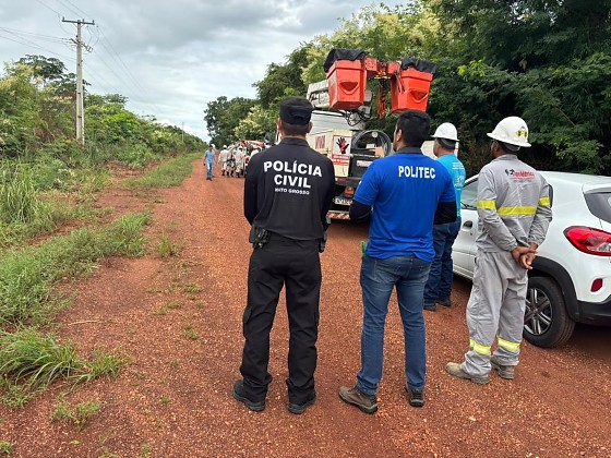 Durante a fiscalização, também foi verificada a ausência de relógio de medição, o que caracteriza o crime de estelionato
