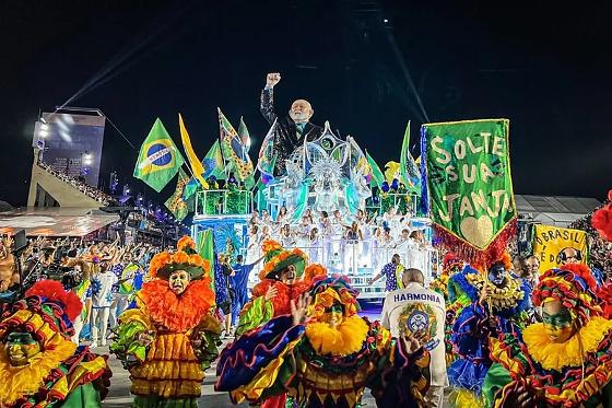 A escola de samba e o presidente também foram alvos de representações apresentadas pelo partido Novo e pelo Missão.