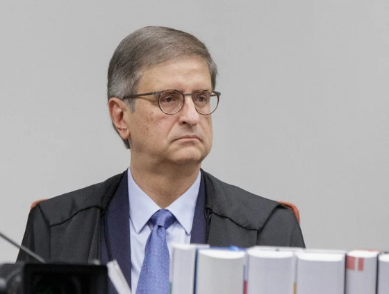 PGR se manifesta contra suspensão de lei que pode permitir redução de pena de Bolsonaro 