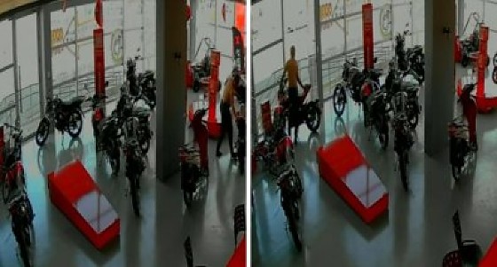 O crime, ocorrido na manhã do último dia 22, foi registrado pelas câmeras do circuito interno de segurança da loja