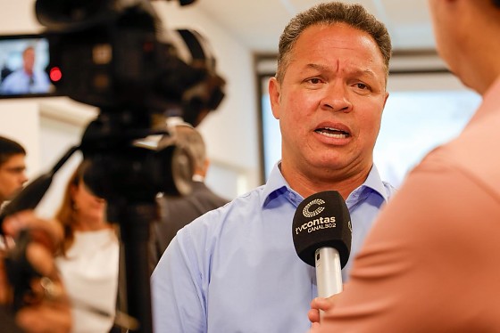 Prefeito disse ter procurado a Secretaria de Segurança Pública e a Casa Civil após o assalto.
