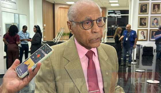 Aos quase 80 anos e após mais de cinco décadas na vida pública, deputado estadual avalia o fim de sua trajetória.
