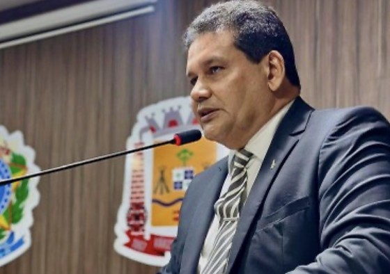"Leitear" é um termo machista e inexistente usado por Wanderley Cerqueira para achincalhar a prefeita em VG