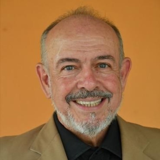 Sérgio Cintra é professor de Linguagens e está servidor do TCE-MT