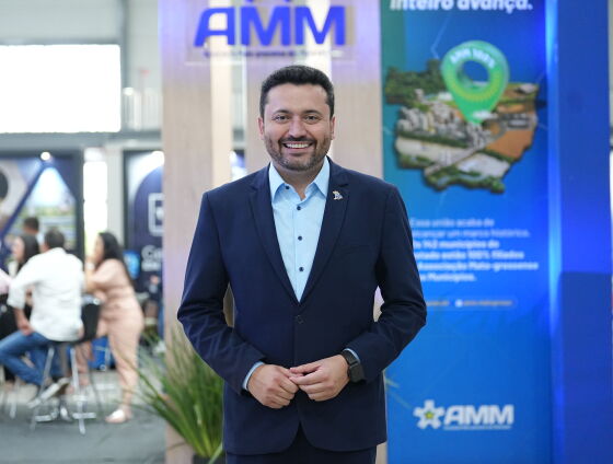 Maninho foi reeleito em chapa única