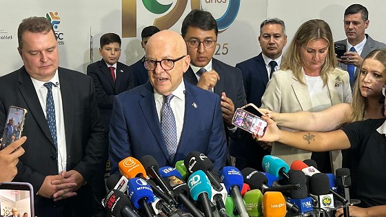 Mesmo com críticas, Pivetta sinaliza relação institucional com o Planalto, mas descarta dependência de recursos federais