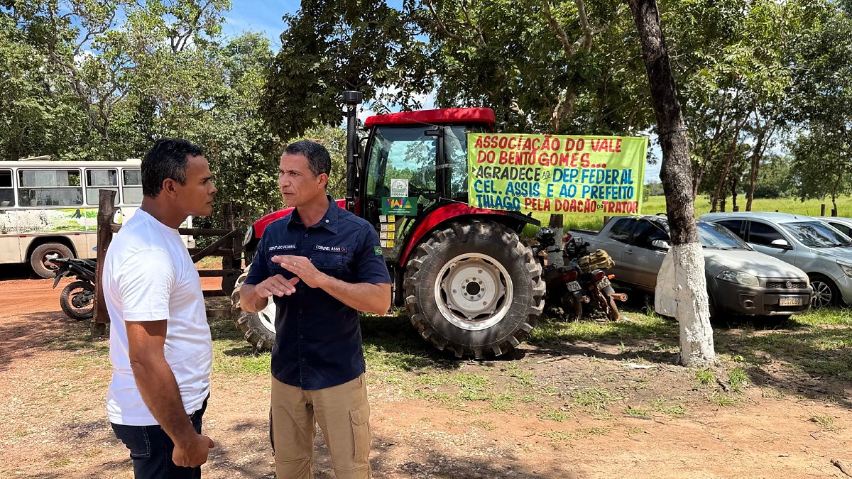 Coronel Assis entrega de tratores e fortalece comunidades rurais de ...