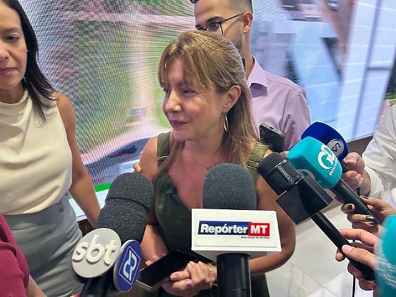 Prefeita Flávia Moretti registrou ocorrência denunciando grampos