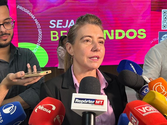 Flávia disse ainda, que caso seja uma escuta, ela não tem desconfiança sobre ninguém que possa ter implantado o dispositivo.