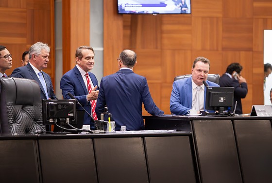 Propostas foram apresentadas pelo governador Otaviano Pivetta ao presidente da Assembleia, deputado Max Russi