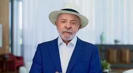 Lula: O político honesto está dentro de vocês, e não de mim