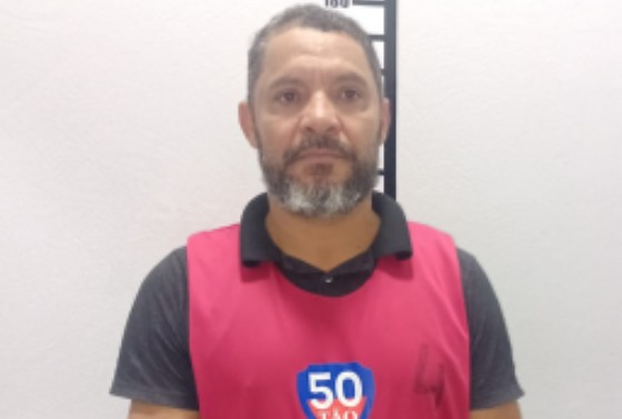 Joel Moreira foi preso com arma ilegal, mas foi liberado após pagamento de fiança