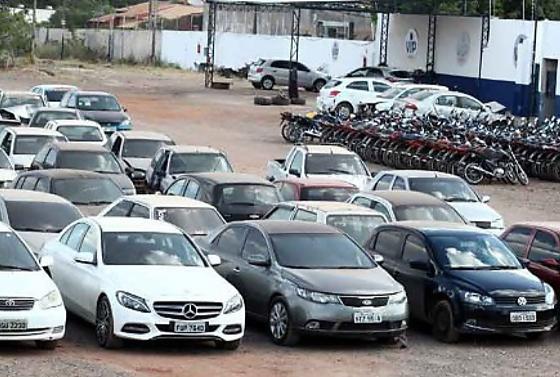 O certame inclui carros e motos conservados, sucatas aproveitáveis e sucatas aproveitáveis com motor inservível.