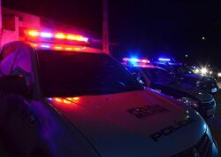 O jovem foi capturado ao entrar em uma rua sem saída e bater contra o carro da polícia.