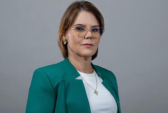 A parlamentar lidera com 4,2% das intenções de voto na modalidade espontânea.