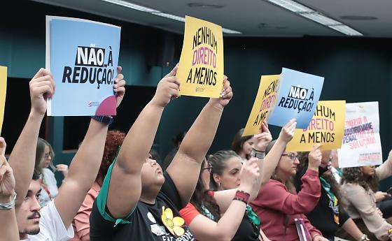 A bancada petista chegou a divulgar nota contra a redução de maioridade penal