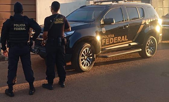 Ao todo, são cumpridos dez mandados de busca e apreensão e quatro de prisão preventiva nas cidades de Rondonópolis (MT), Goiânia (GO), Alagoinhas (BA), Luís Eduardo Magalhães (BA), Salvador (BA), Redenção (PA), Marabá (PA), Porto Nacional (TO) e Fort