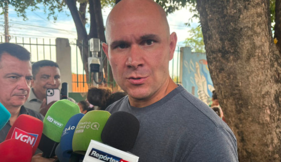  A declaração é uma sátira quanto ao fato de que em campanha ele era apontado por adversários como louco.