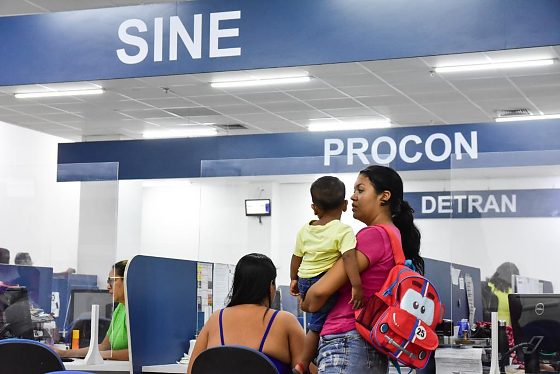 Além do encaminhamento para vagas de emprego, o Sine oferece serviços de orientação profissional, cadastro de trabalhadores e apoio aos empregadores na seleção de candidatos.