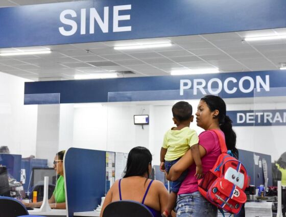 Além do encaminhamento para vagas de emprego, o Sine oferece serviços de orientação profissional, cadastro de trabalhadores e apoio aos empregadores na seleção de candidatos.